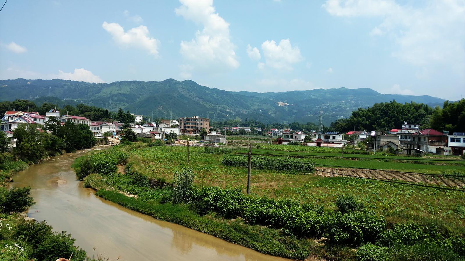 岳西县318国道改建最新进展，科技重塑道路，畅享智能出行