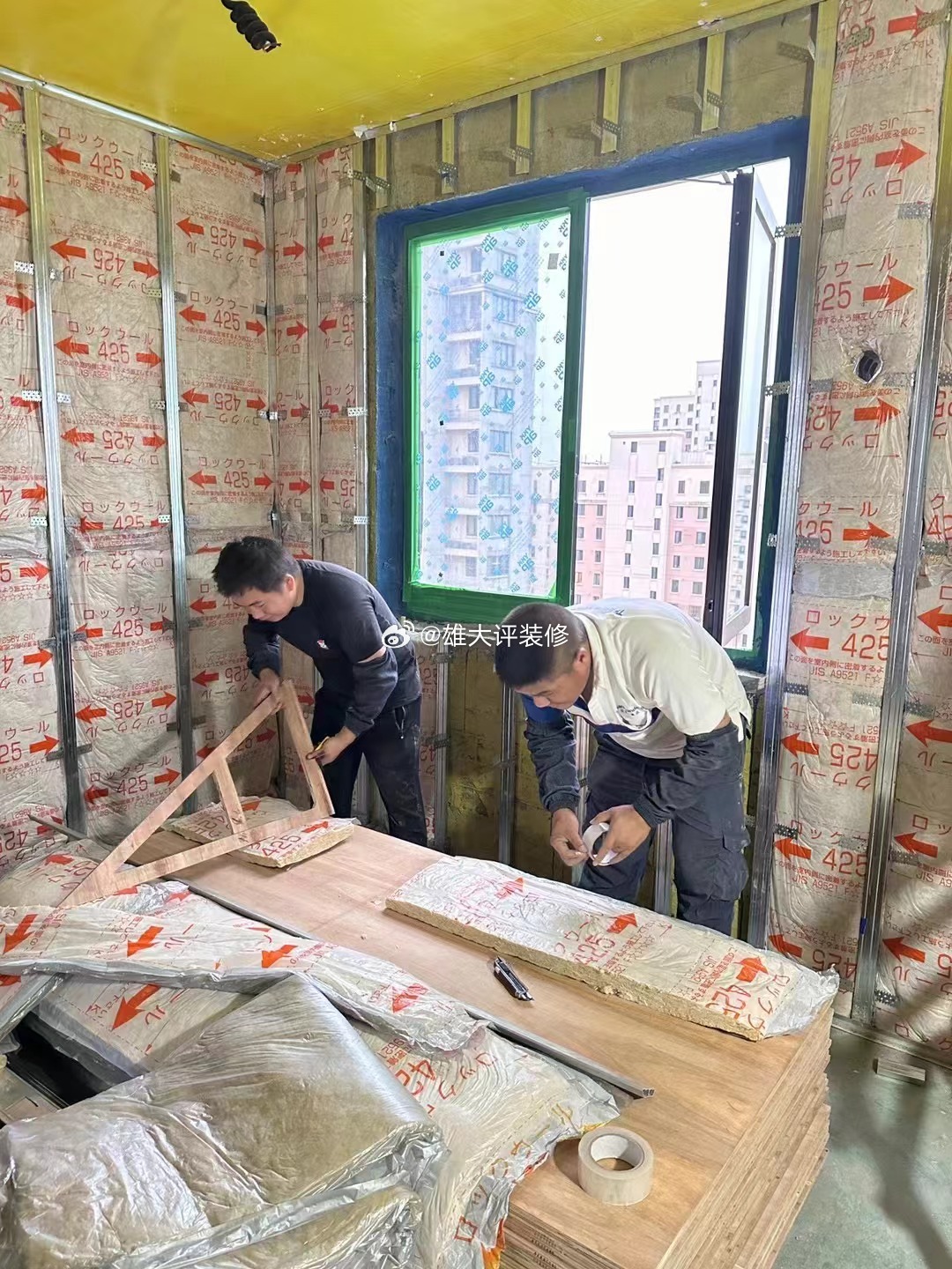 科技美学前沿展现，最新装饰动态概览