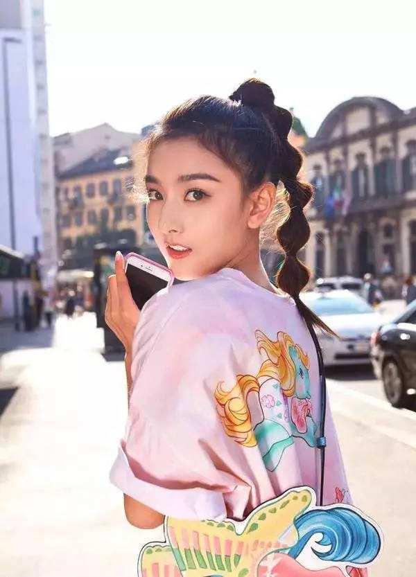 跑男女星专属体验，未来生活新风尚与高科技产品新纪元探索