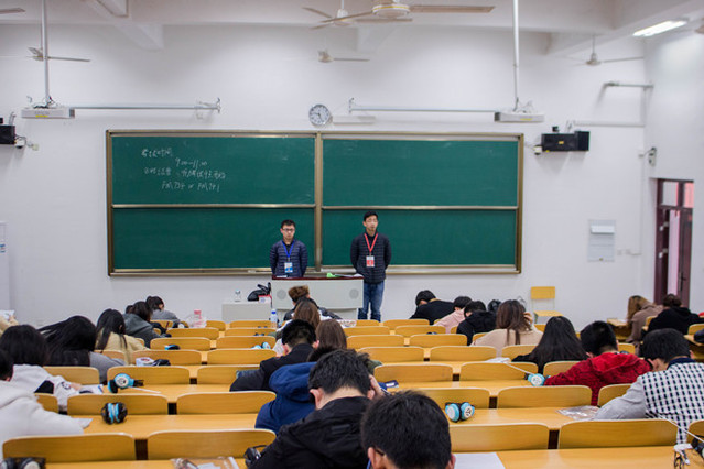 小红书分享，大学英语比赛挑战来袭，你准备好了吗？✨