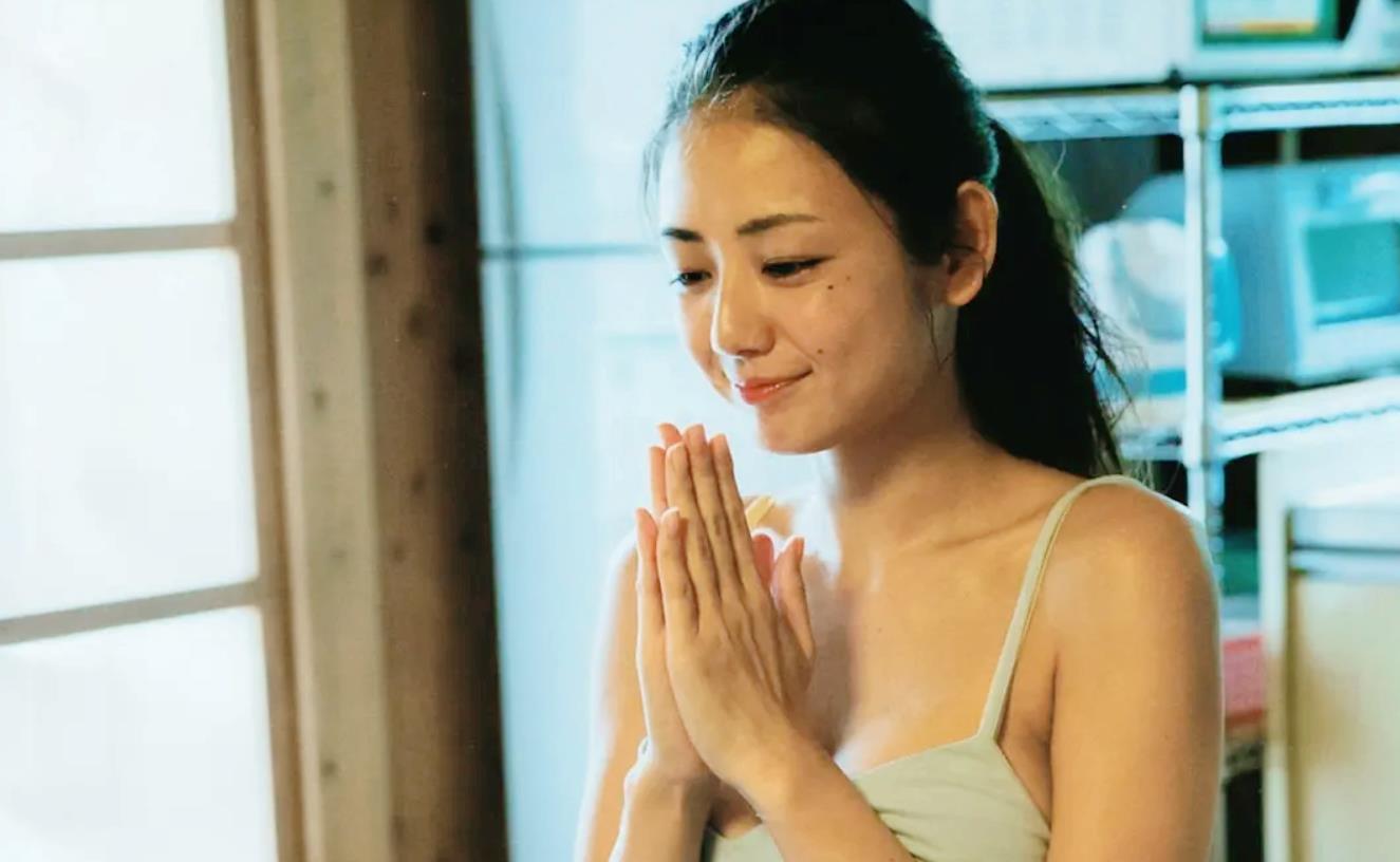 片山萌美电影，深度探讨的话题