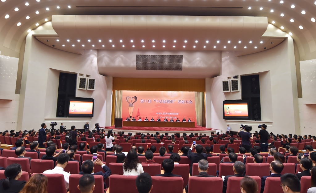 崔根良的最新日常，友情、家庭与温暖陪伴的温馨故事
