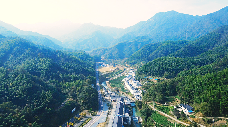 霍山公路最新动态，温情日常与爱的纽带