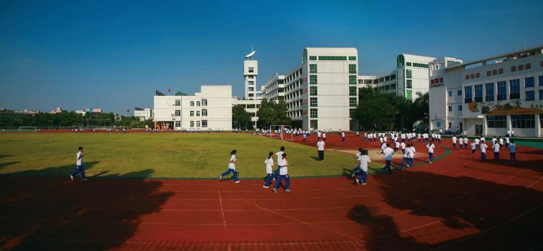 东莞最新入学，自然美景中的探索之旅