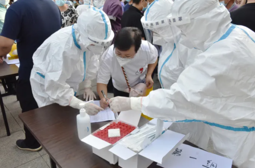外省最新疫情下的隐秘小巷，特色小店的独特故事
