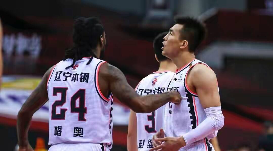 CBA辽宁新援梅奥，篮球巨星的小巷奇遇